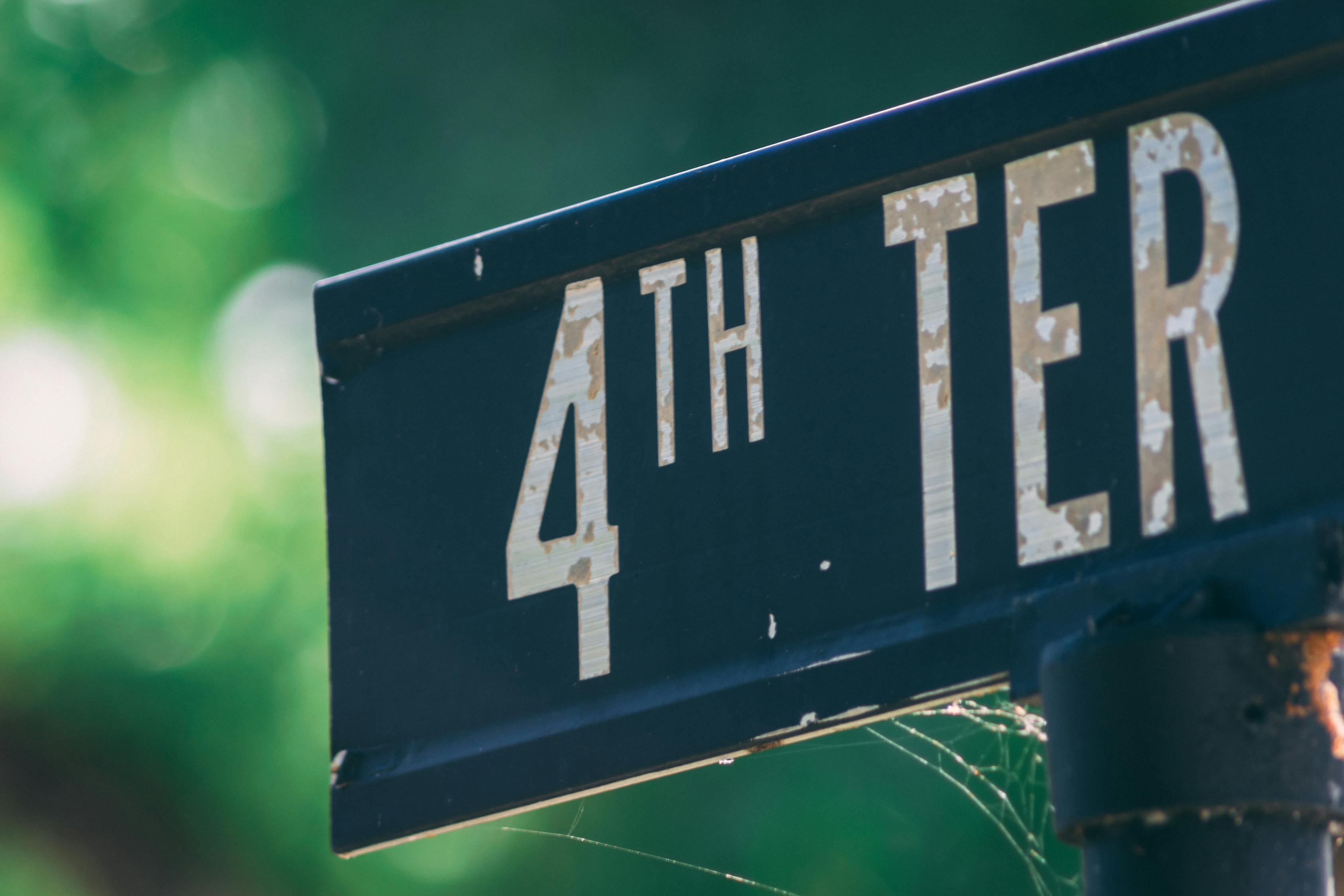 杭州楼市新政，调控升级下的市场变革与挑战