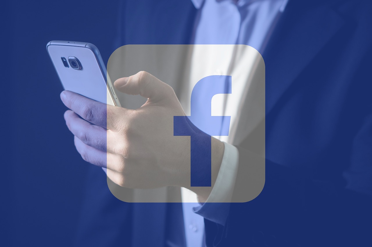 特朗普再度警告扎克伯格，小心Facebook的垄断行为！