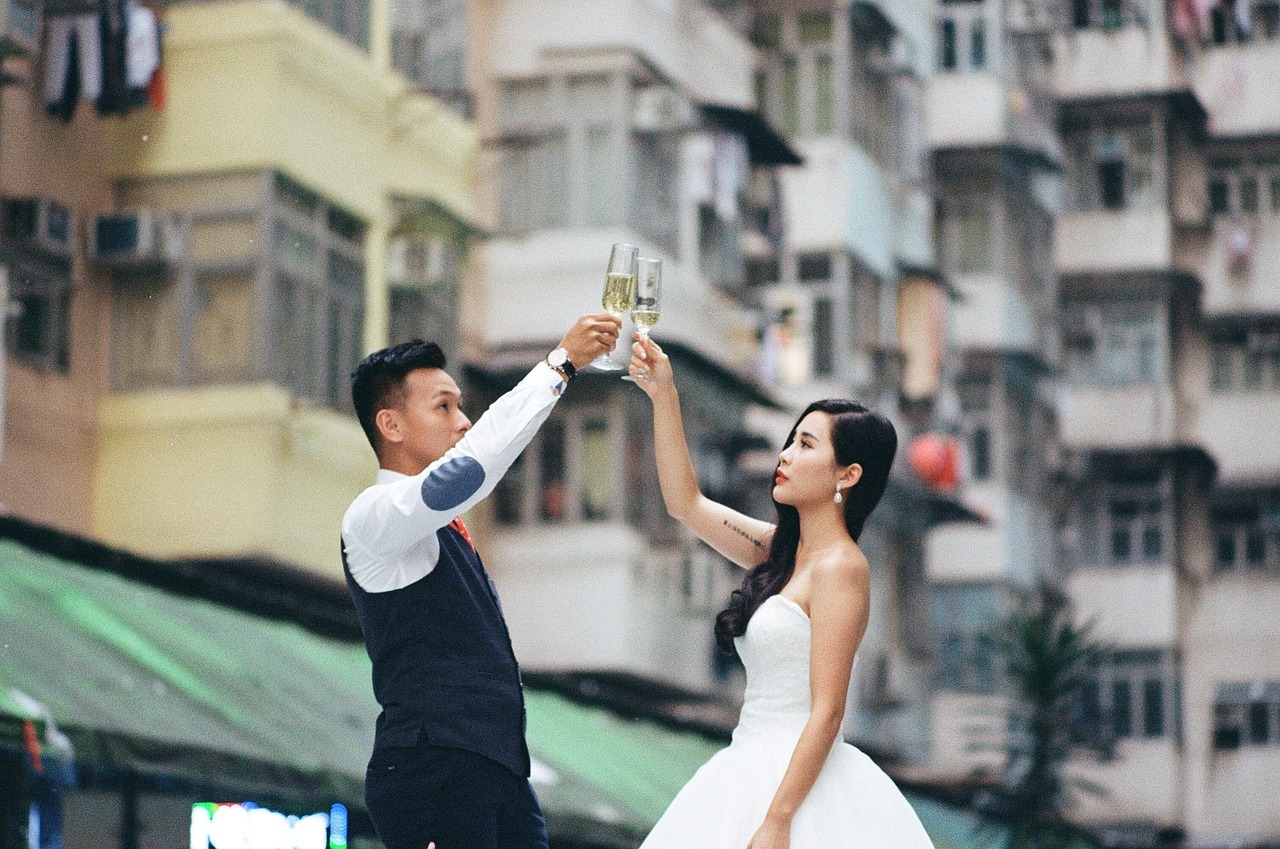 酒后冲突，夫妻吵架开车到派出所的冷静反思