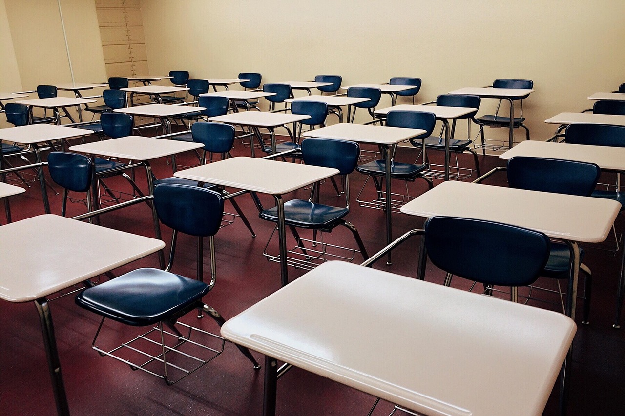 吉林农业科技学院学生谈隔离，从校园到心灵的隔离之旅